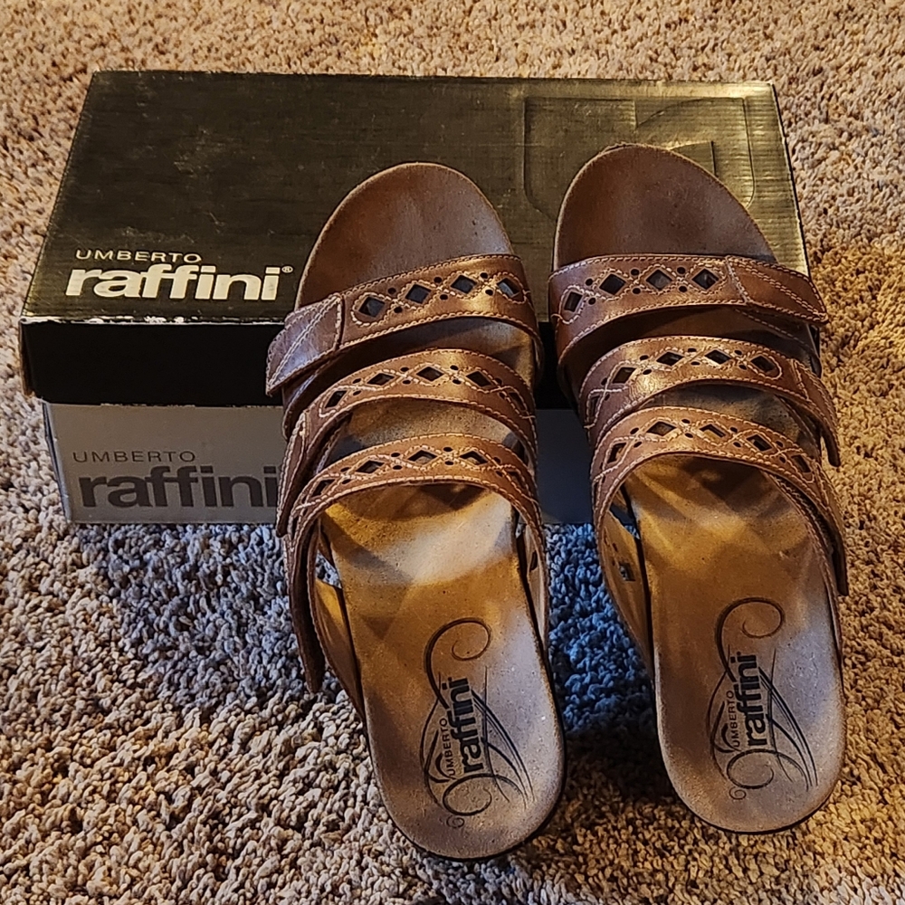 Umberto Raffini Women's Penny Brown Sandals RP19750 US sz 10.5/ EU size 41
